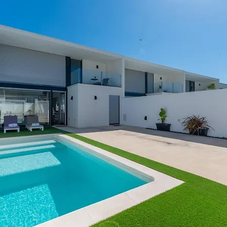 Bmyguest - Meco Sunset & Pool Villa